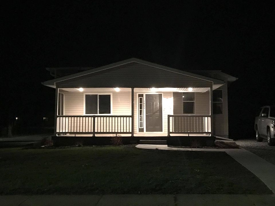 1400 Grant St Beatrice NE 68310 Zillow