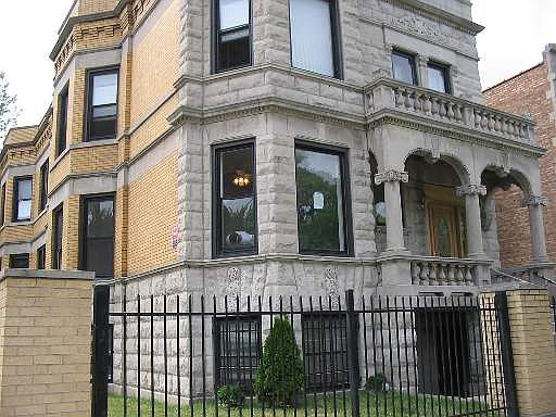 1st image of 3266 W Wrightwood Ave #G