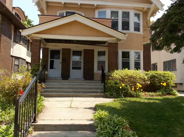 3406 N Downer Ave, Milwaukee, WI