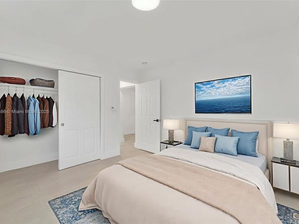 310 NE 78th St APT 2