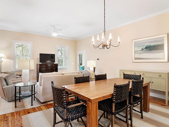 5th image of 3004 Seabrook Village Dr