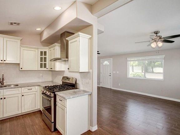 3rd image of 1701 W Campbell Ave