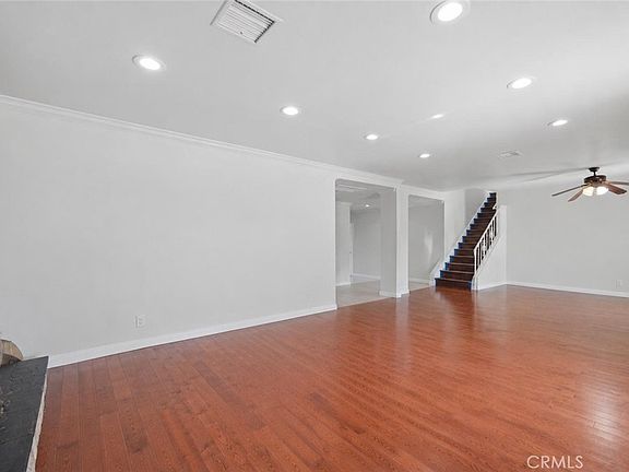3rd image of 18930 Cantara St