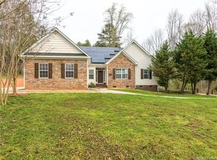 15437 Logan Grove Rd, Charlotte, NC 28227