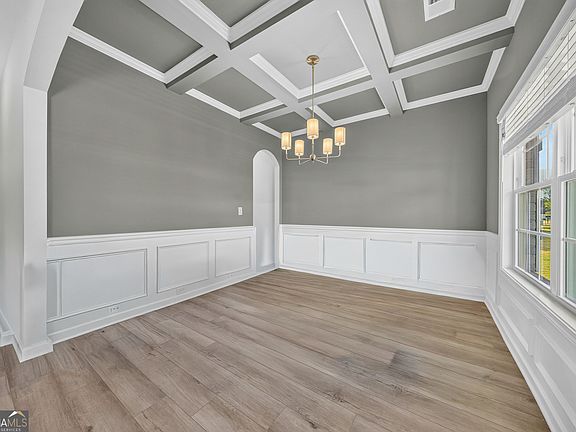 3rd image of 438 Lakeview Way #268