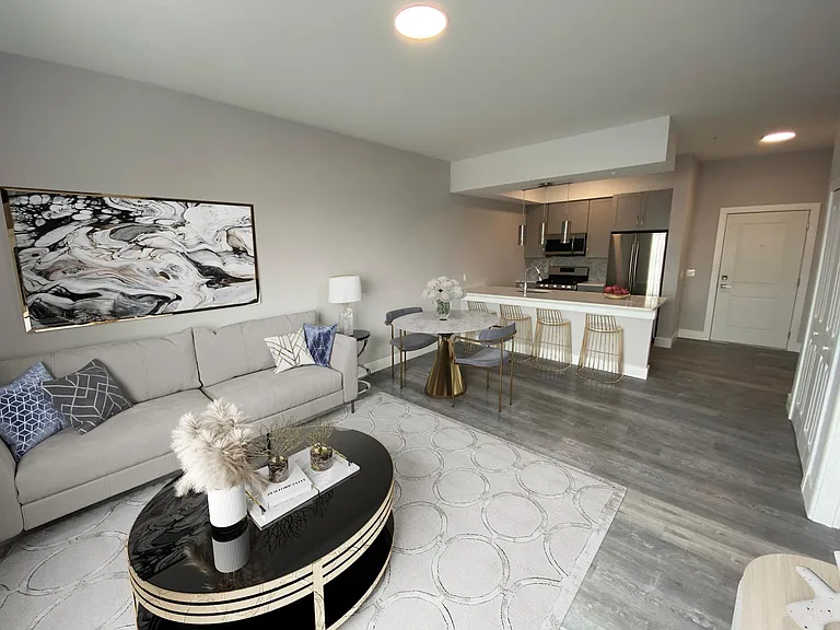 74 Pollock Ave — Photo 17