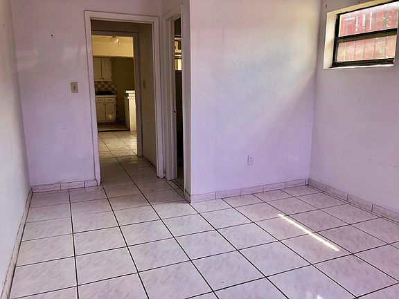 5th image of 1366 NW 75th St #B