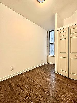 5th image of 507 E 73rd St #A