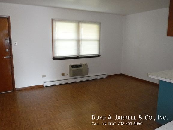 3rd image of 431 Dixie Hwy APT B19-006-b19