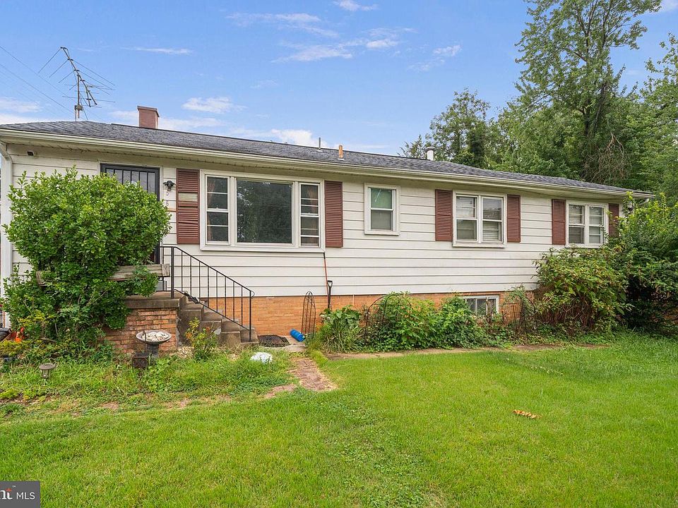 1st image of 5603 Berwyn Rd