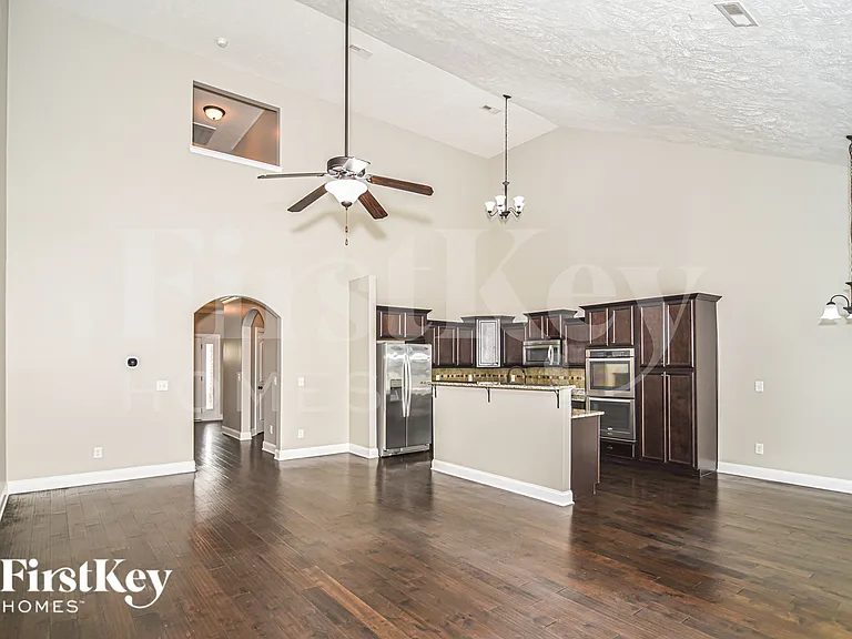 264 Autumn Terrace Ln — Photo 4