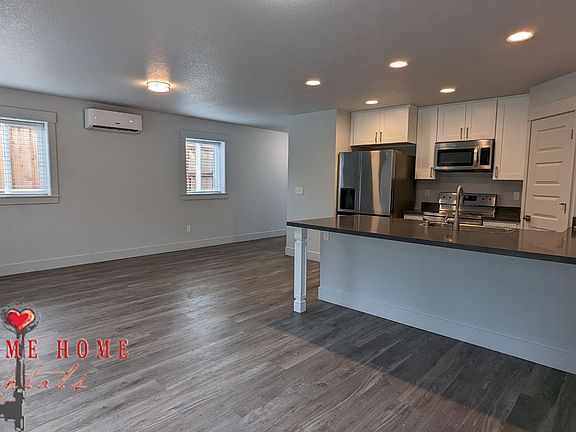 2nd image of 116 & 118 Oak St #118