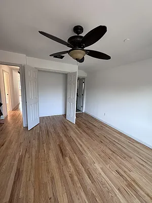 Rented by E Realty International Corp | media 16