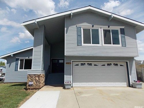 1st image of 2399 Chele Ave