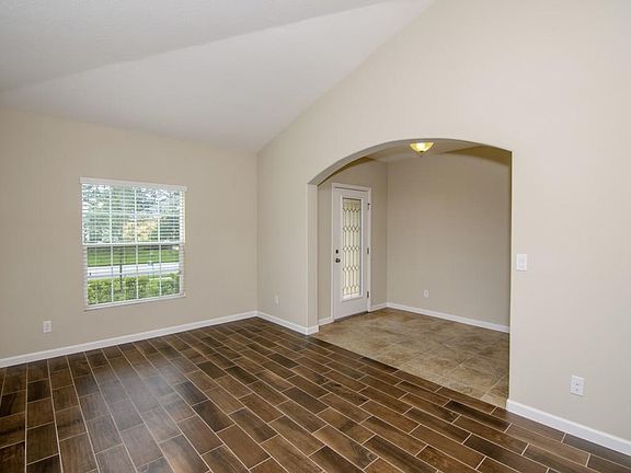 3rd image of 8186 Westfield Cir