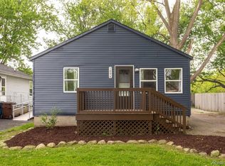 1896 Spaulding Rd, Monroe, MI 48162