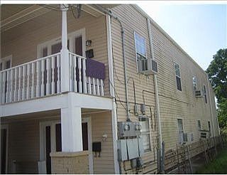 2nd image of 1412 Louisa St