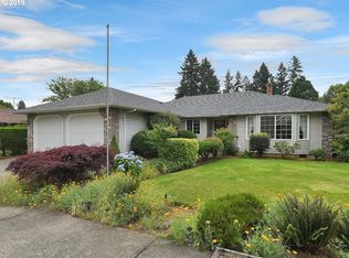 1323 N Locust St, Canby, OR 97013