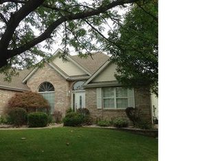 22 Doubletree Ct, Saint Charles, MO 63303