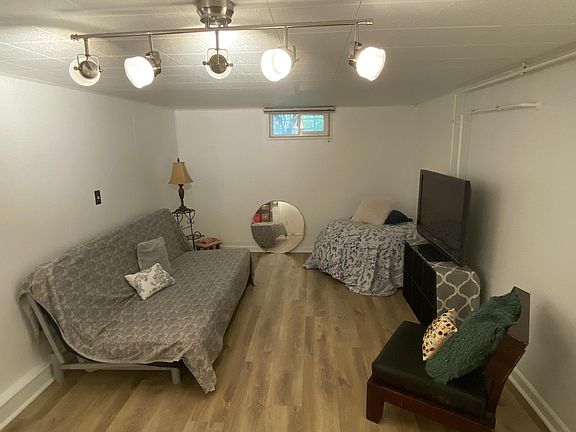 4th image of 130 W Westwood Ave #Basement