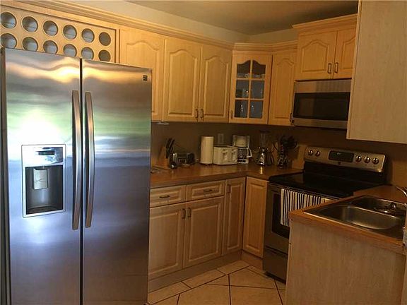5th image of 1855 W 62nd St #E201
