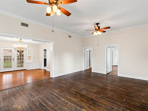 4th image of 314 Laurel Dr