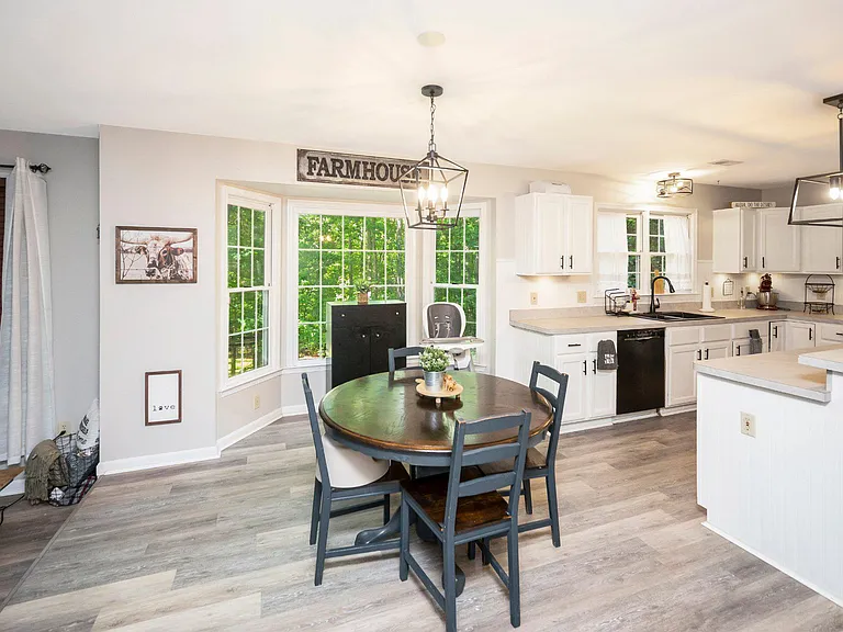 58 Baldwin Dr — Photo 8
