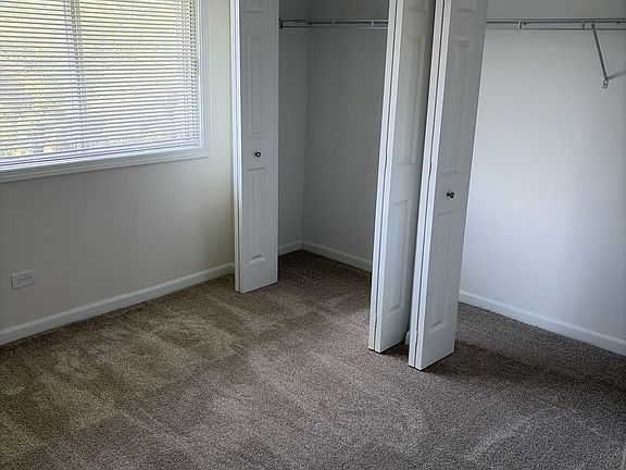 5th image of 10712 Mary Ln