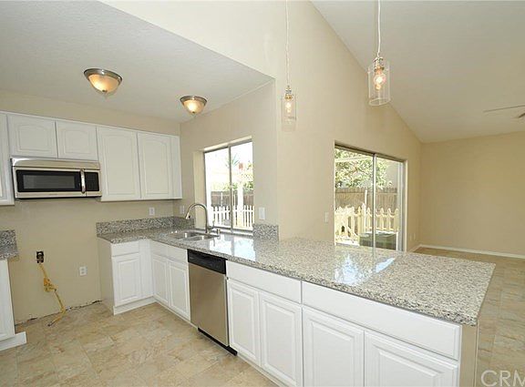 4th image of 12674 Willow Tree Ave