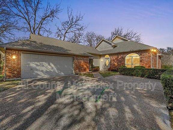 2nd image of 6777 Northcreek Ln