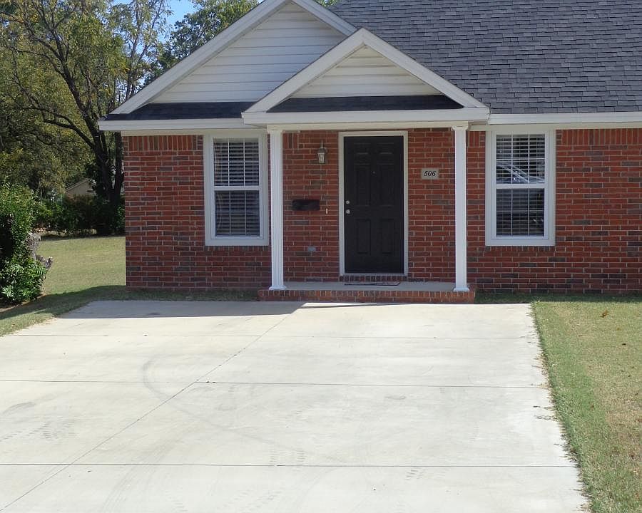 Street View Front