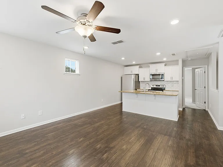 1213 Frisco St — Photo 15