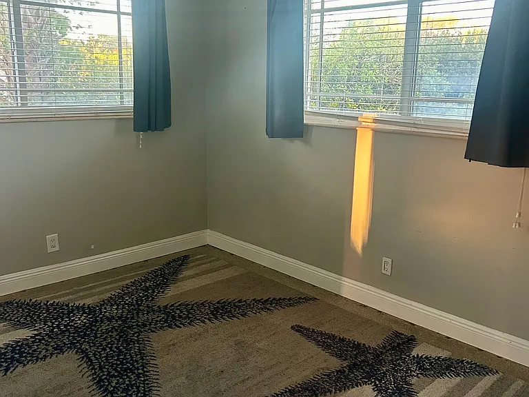 2301 NW 3rd Ave — Photo 15