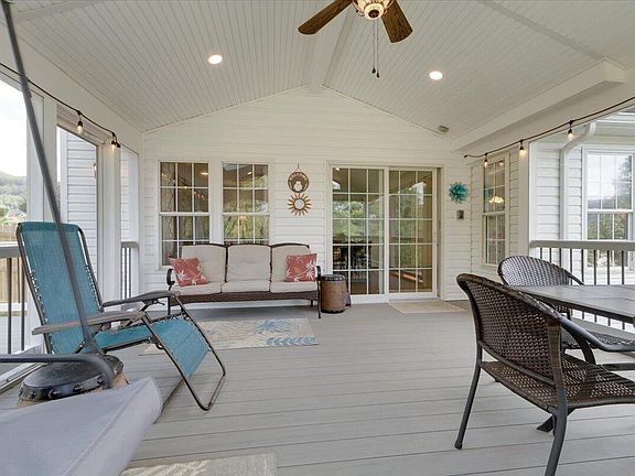 5th image of 1714 High Gate Ln