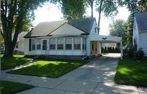 1st image of 278 Dickinson Ave