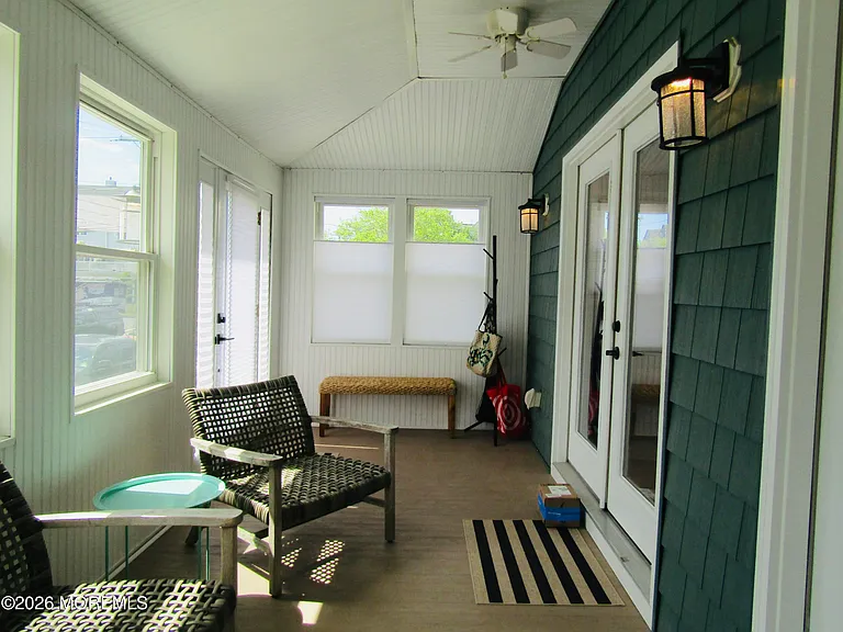 703 Central Ave — Photo 14