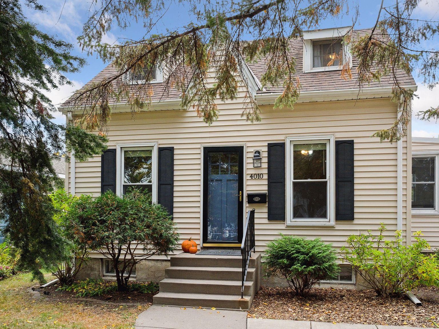 4010 Ave N, Robbinsdale, MN 55422 Zillow