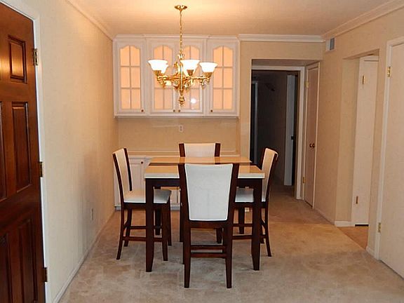 3rd image of 505 Westcott St APT 308