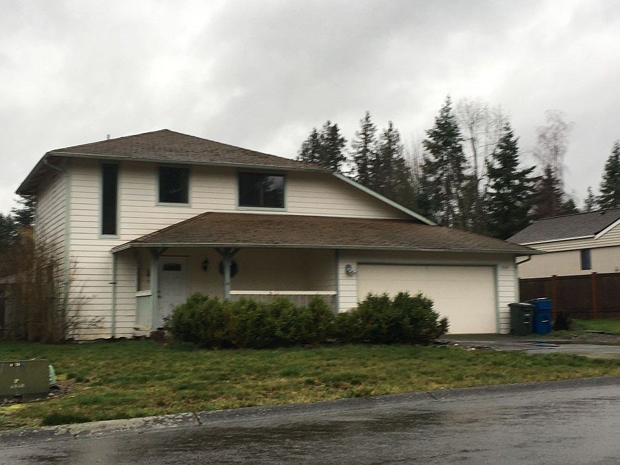 1st image of 2524 120th Dr NE