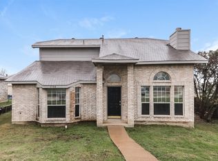 1704 Hillside Dr, Balch Springs, TX 75180