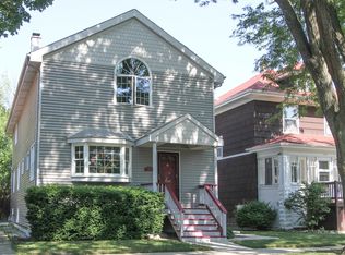 626 S Humphrey Ave, Oak Park, IL 60304