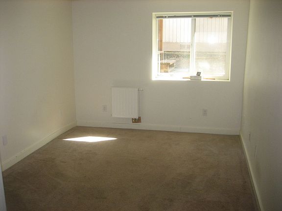 3rd image of 4736 18th Ave NE #1-C