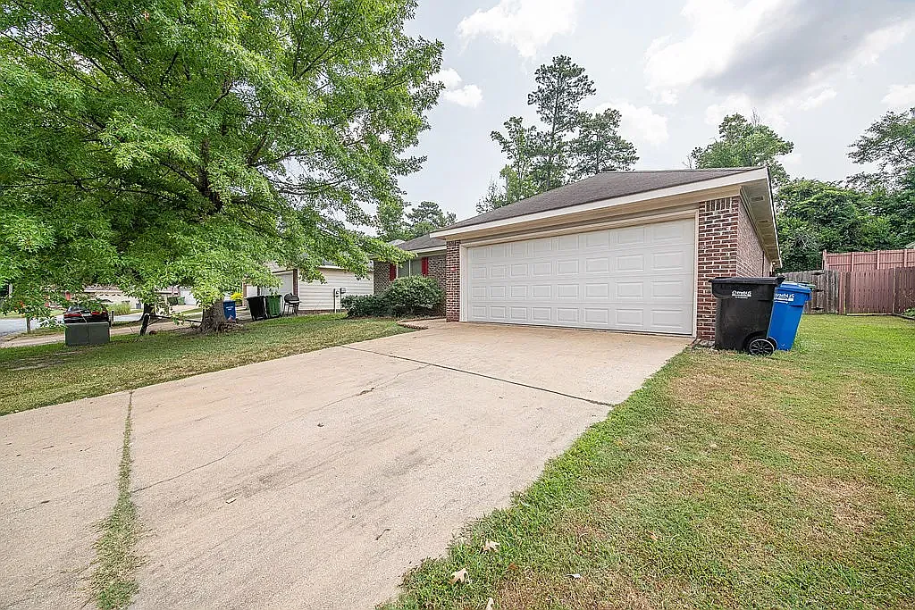 3 bed, 1544 sqft, $1,800 — Photo 4