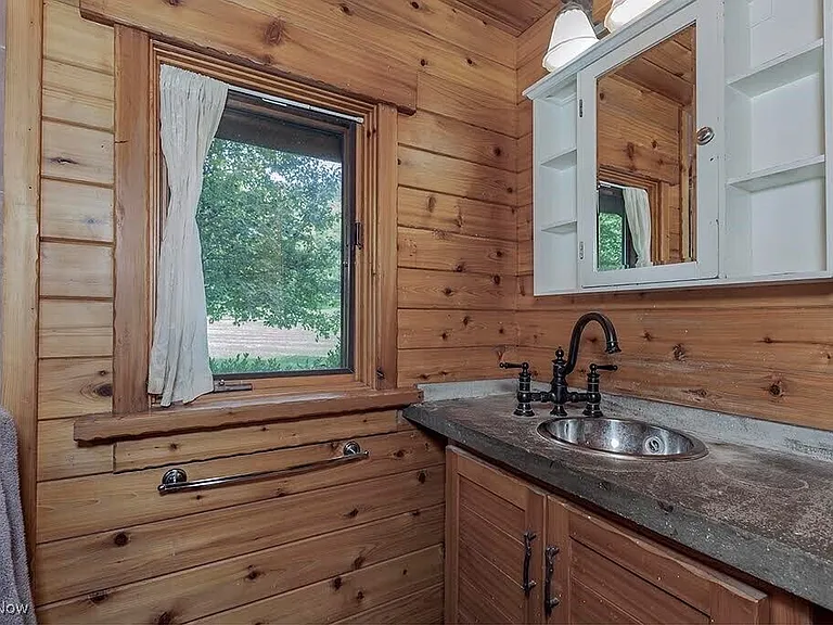 7020 S Woodland Rd — Photo 12