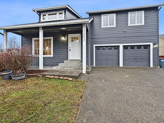 3rd image of 1203 131st Street Ct E