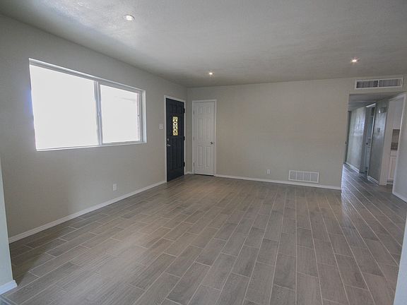 2nd image of 3500 Titanic Ave