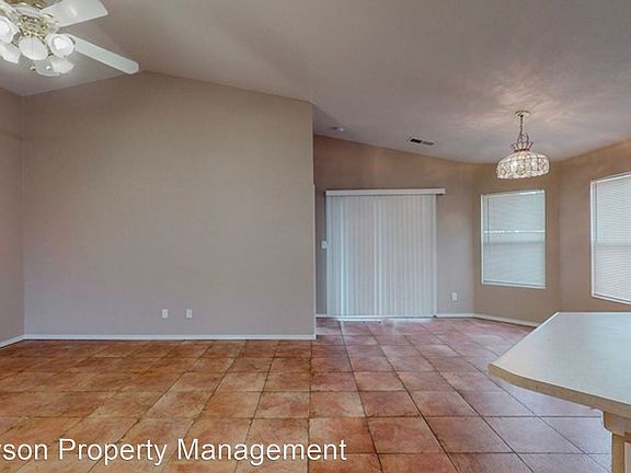 4th image of 10428 Calle Hermosa Ct NW