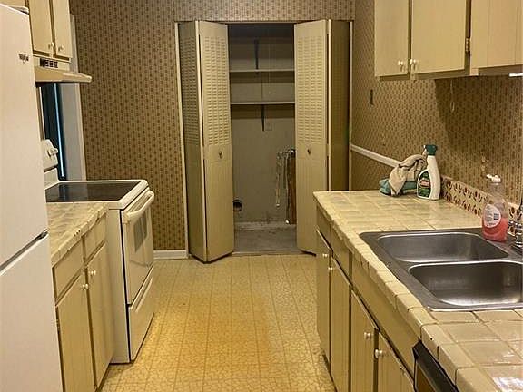 4th image of 725 Dalrymple Rd APT 7C