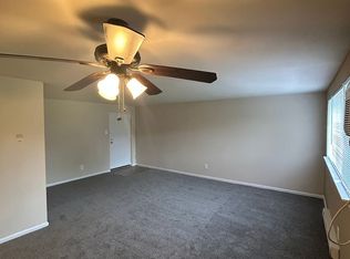 100 W Oak Ln #A14, Glenolden, PA 19036