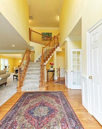 3rd image of 202 Boyds Cove Ct